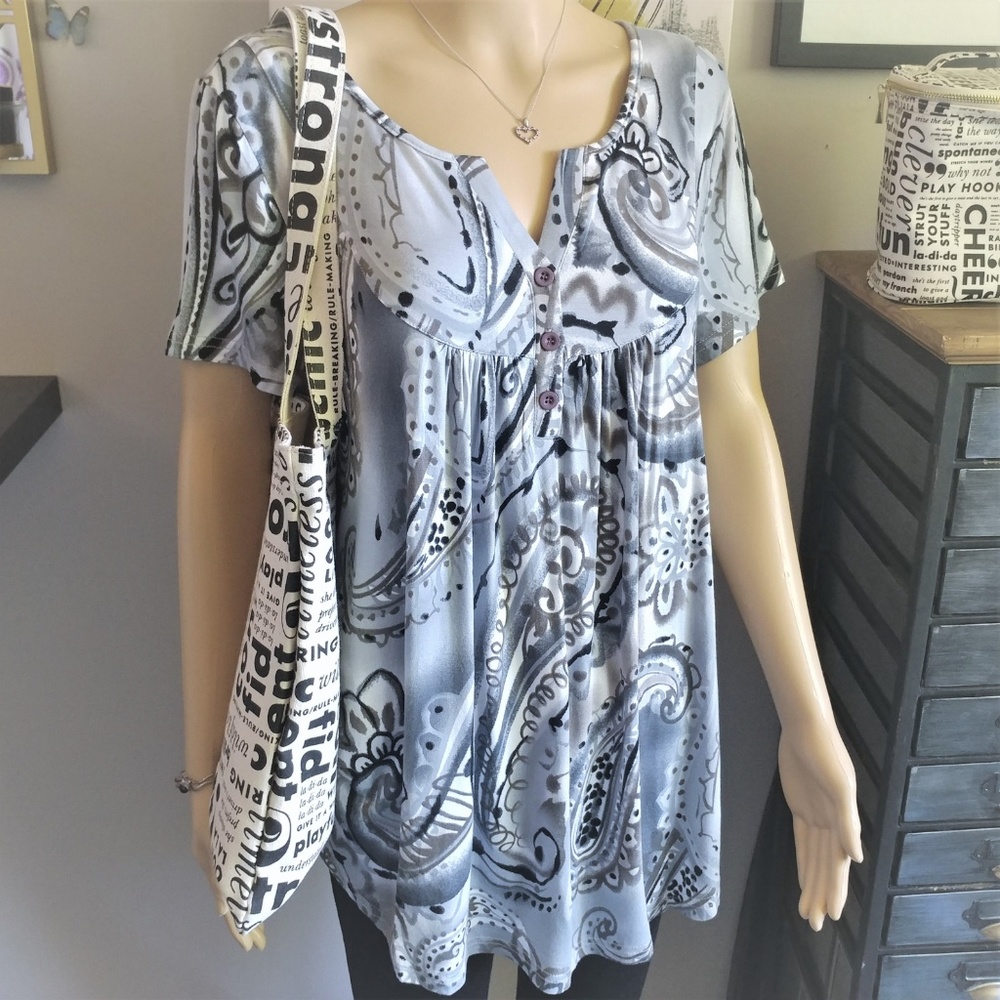 Flowing Gray Low Cut Long MED Tunic Summer Blouse